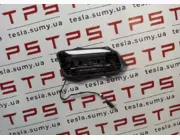 Зовнішня ручка передня права б/в Tesla Model S, 1030274-R0-A(B)