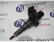 Форсунка впрыска топлива VW Volkswagen Фольксваген Т5 1.9 TDI AXB/AXC 2003-  038130073AG