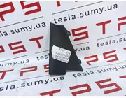Заглушка (накладка) дифузора переднього права оригінал Tesla Model S Restyling, 1057850-00-C